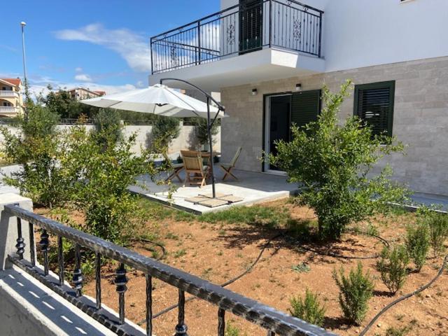 Ferienwohnung Ventus Srima Exterior foto